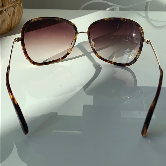 Oliver People Emely Sunglasses - Picture 3 of 7